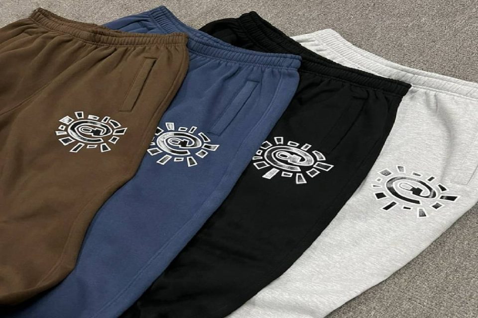 Brand New Adwysd Joggers
